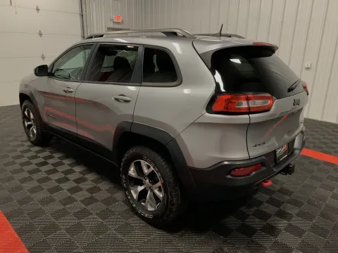 Photos of 2017 Jeep Cherokee Trailhawk for sale in Branson West, MO at Oakley Auto World