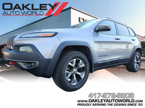 Silver 2017 Jeep Cherokee Trailhawk for sale in Branson West, MO