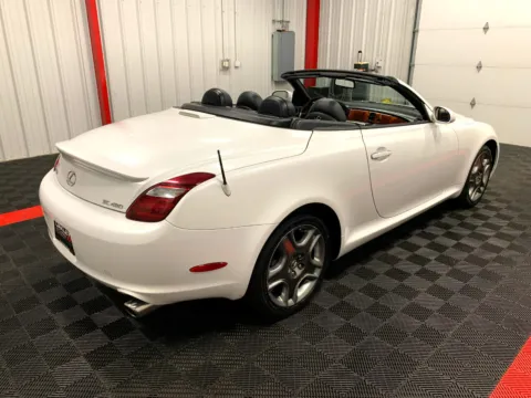 More photos of 2007 Lexus SC 430 at Oakley Auto World, MO