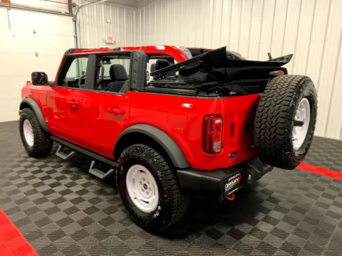 Photos of 2022 Ford Bronco for sale in Branson West, MO at Oakley Auto World