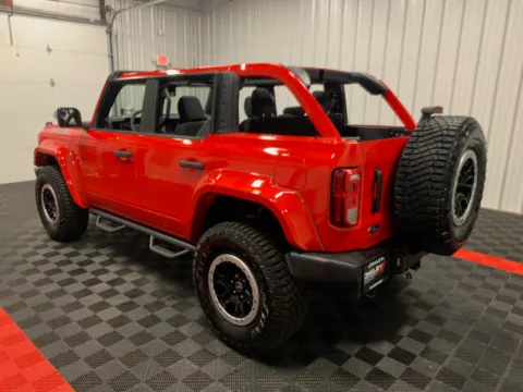 Photos of 2022 Ford Bronco for sale in Branson West, MO at Oakley Auto World