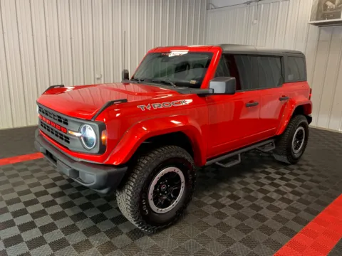 More photos of 2022 Ford Bronco at Oakley Auto World, MO