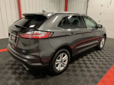 More photos of 2020 Ford Edge SEL at Oakley Auto World, MO