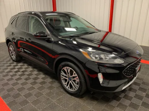 More photos of 2020 Ford Escape SEL at Oakley Auto World, MO