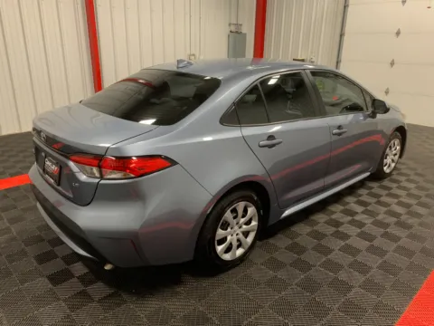 More photos of 2020 Toyota Corolla LE at Oakley Auto World, MO