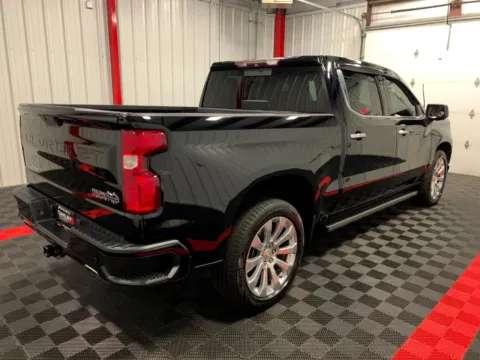 More photos of 2019 Chevrolet Silverado 1500 High Country at Oakley Auto World, MO