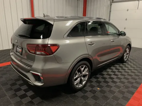 More photos of 2019 Kia Sorento SX at Oakley Auto World, MO