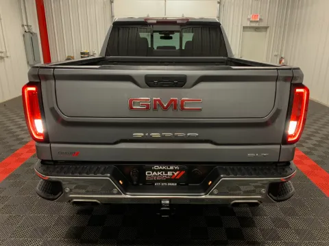 More photos of 2020 GMC Sierra 1500 SLT at Oakley Auto World, MO