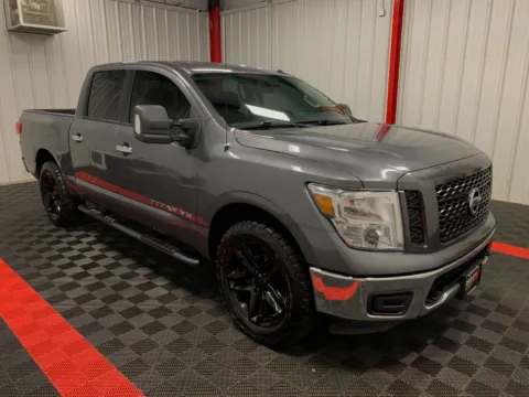 More photos of 2019 Nissan Titan SV at Oakley Auto World, MO