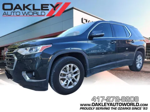 Gray 2019 Chevrolet Traverse LT for sale in Branson West, MO