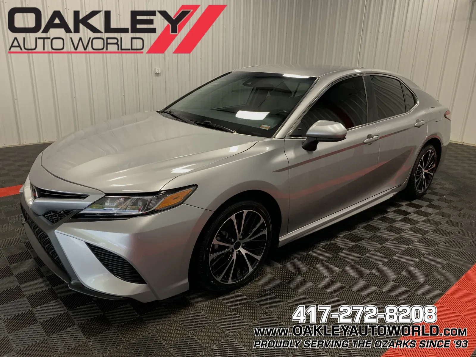 Silver 2019 Toyota Camry SE for sale in Branson West, MO