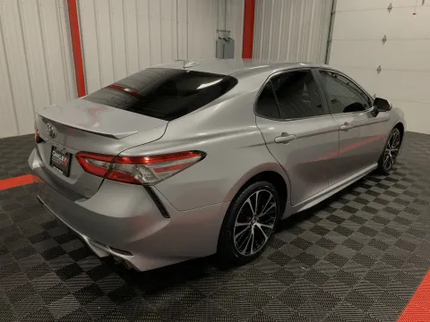 More photos of 2019 Toyota Camry SE at Oakley Auto World, MO