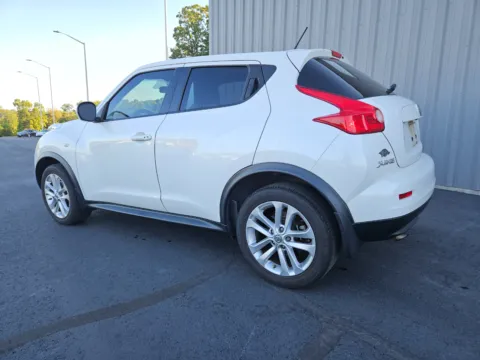 Photos of 2014 Nissan Juke SL for sale in Branson West, MO at Oakley Auto World