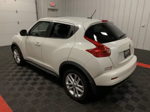 Photos of 2014 Nissan Juke SL for sale in Branson West, MO at Oakley Auto World