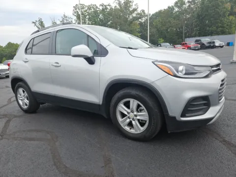 More photos of 2021 Chevrolet Trax LT at Oakley Auto World, MO