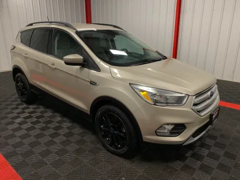More photos of 2018 Ford Escape SE at Oakley Auto World, MO