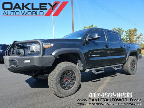 Black 2018 Toyota Tacoma TRD Off-Road for sale in Branson West, MO