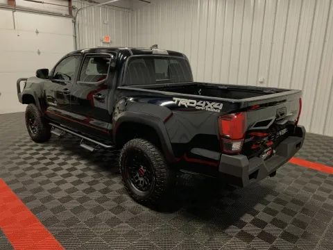 Photos of 2018 Toyota Tacoma TRD Off-Road for sale in Branson West, MO at Oakley Auto World