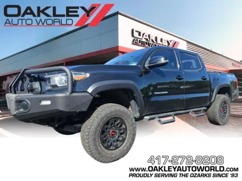 Black 2018 Toyota Tacoma TRD Off-Road for sale in Branson West, MO