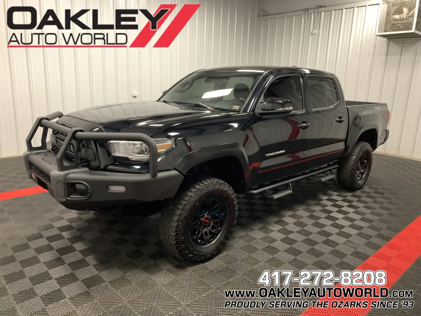 Black 2018 Toyota Tacoma TRD Off-Road for sale in Branson West, MO