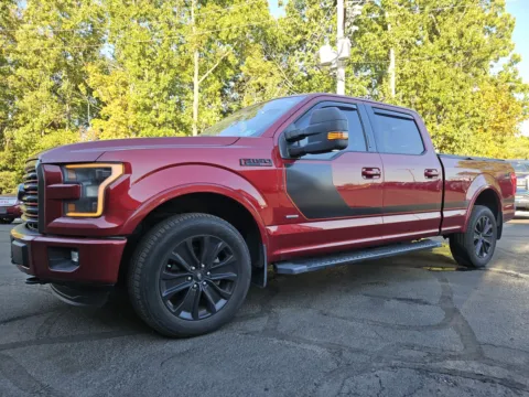 Red 2016 Ford F-150 XLT for sale in Branson West, MO