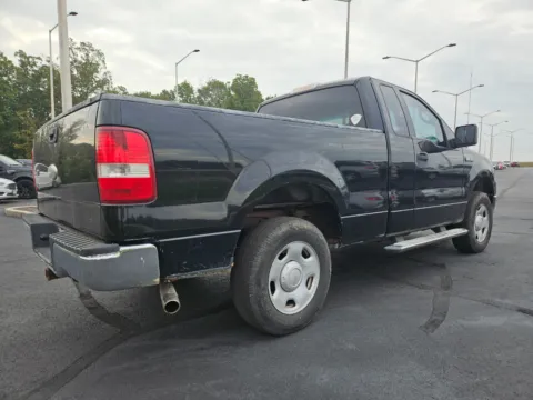 More photos of 2006 Ford F-150 XL at Oakley Auto World, MO
