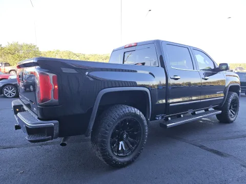 More photos of 2018 GMC Sierra 1500 SLT at Oakley Auto World, MO