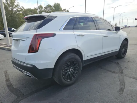More photos of 2021 Cadillac XT5 Premium Luxury at Oakley Auto World, MO