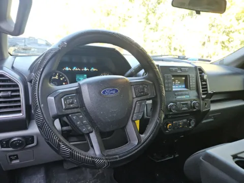 More photos of 2016 Ford F-150 XLT at Oakley Auto World, MO