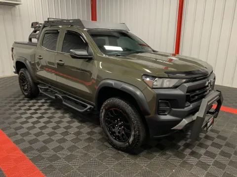 More photos of 2023 Chevrolet Colorado Trail Boss at Oakley Auto World, MO