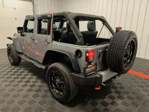 Photos of 2013 Jeep Wrangler Unlimited Sahara for sale in Branson West, MO at Oakley Auto World