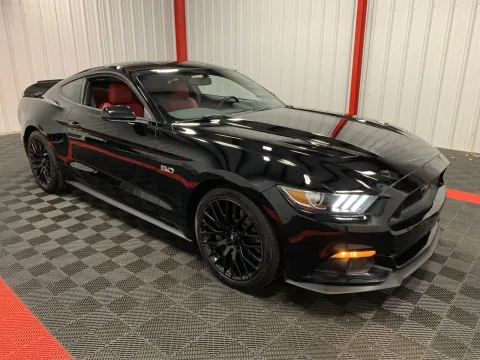 More photos of 2017 Ford Mustang GT at Oakley Auto World, MO