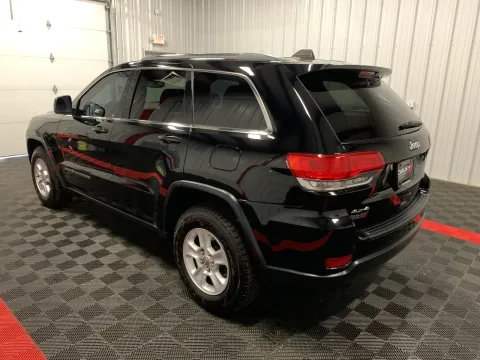 Photos of 2017 Jeep Grand Cherokee Laredo for sale in Branson West, MO at Oakley Auto World