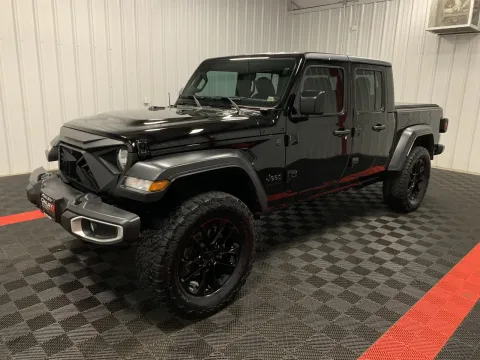 More photos of 2023 Jeep Gladiator Sport at Oakley Auto World, MO