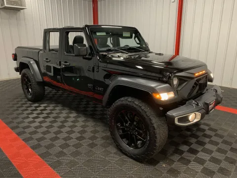 More photos of 2023 Jeep Gladiator Sport at Oakley Auto World, MO