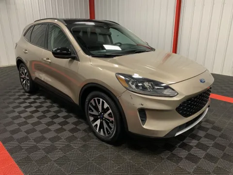 More photos of 2020 Ford Escape SE Sport Hybrid at Oakley Auto World, MO