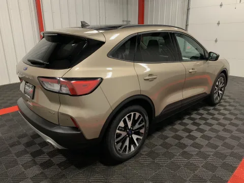 More photos of 2020 Ford Escape SE Sport Hybrid at Oakley Auto World, MO
