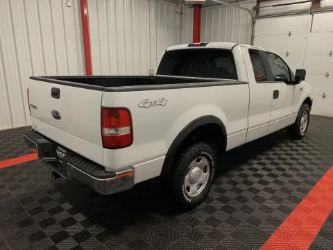 More photos of 2005 Ford F-150 XLT at Oakley Auto World, MO