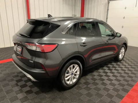 More photos of 2020 Ford Escape SE at Oakley Auto World, MO