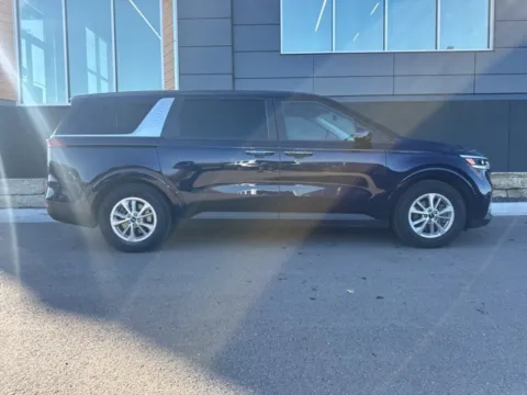 Photos of 2022 Kia Carnival LXS for sale in Platte City, MO at Airport Chrysler Dodge Jeep Ram