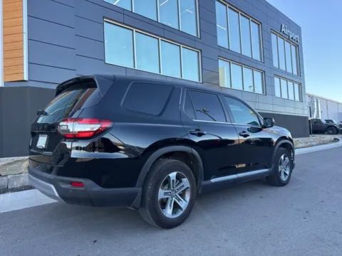 Another view of 2025 Honda Pilot EX-L for sale in Platte City, MO at Airport Chrysler Dodge Jeep Ram