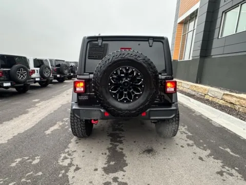 More photos of 2023 Jeep Wrangler Rubicon at Airport Chrysler Dodge Jeep Ram, MO