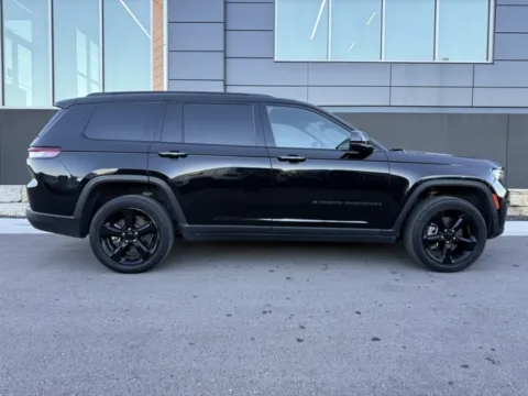 Photos of 2022 Jeep Grand Cherokee L Altitude for sale in Platte City, MO at Airport Chrysler Dodge Jeep Ram