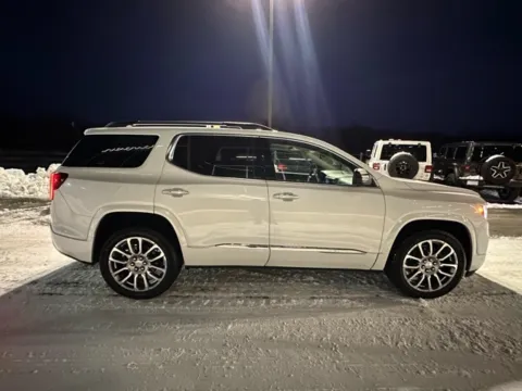 More photos of 2023 GMC Acadia Denali at Airport Chrysler Dodge Jeep Ram, MO