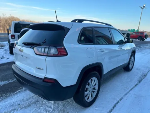 Another view of 2022 Jeep Cherokee Latitude Lux for sale in Platte City, MO at Airport Chrysler Dodge Jeep Ram