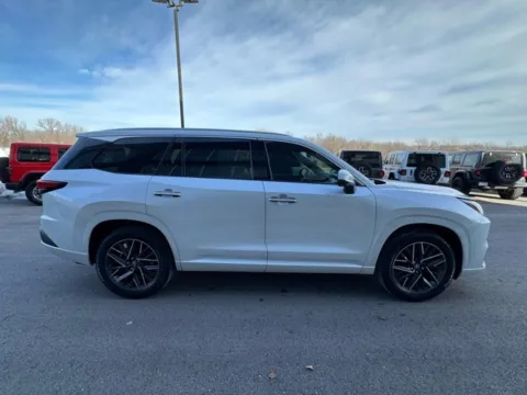 More photos of 2024 Lexus TX 350 Premium at Airport Chrysler Dodge Jeep Ram, MO