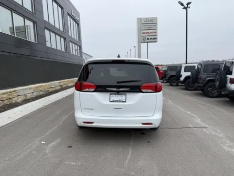 More photos of 2024 Chrysler Voyager LX at Airport Chrysler Dodge Jeep Ram, MO