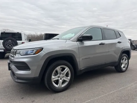 More photos of 2023 Jeep Compass Sport at Airport Chrysler Dodge Jeep Ram, MO