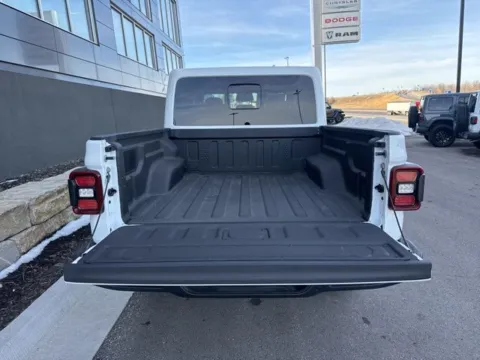 More photos of 2026 Jeep Gladiator Sahara at Airport Chrysler Dodge Jeep Ram, MO
