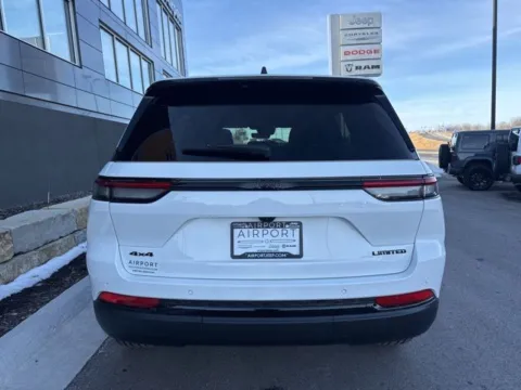 More photos of 2025 Jeep Grand Cherokee Limited at Airport Chrysler Dodge Jeep Ram, MO